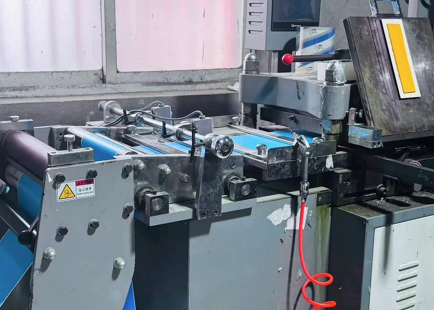 Real label converting equipment in the JT Supply production environment